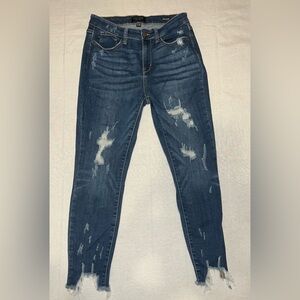 Judy Blue Distressed Skinny Jeans